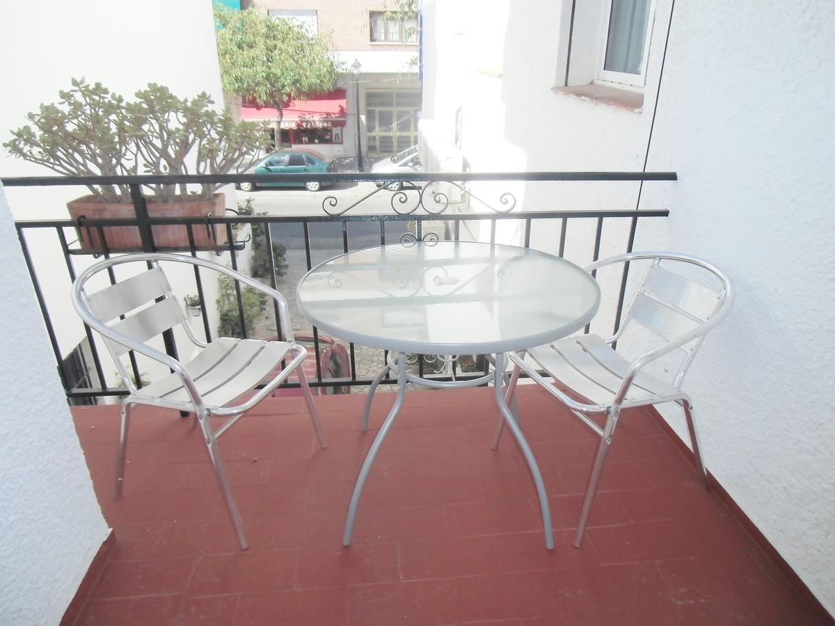 Studio Balcony
